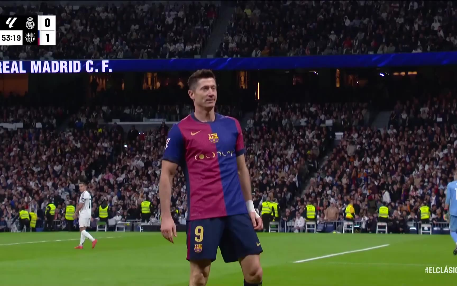 体育娱乐-包含莱万多夫斯基迎来十二赛季高光表现，德国队球迷沸腾！的词条-体育娱乐